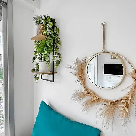 Lumineux, Wifi A Deux Pas De La Croisette * 칸느