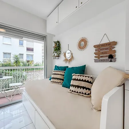 Lumineux, Wifi A Deux Pas De La Croisette *