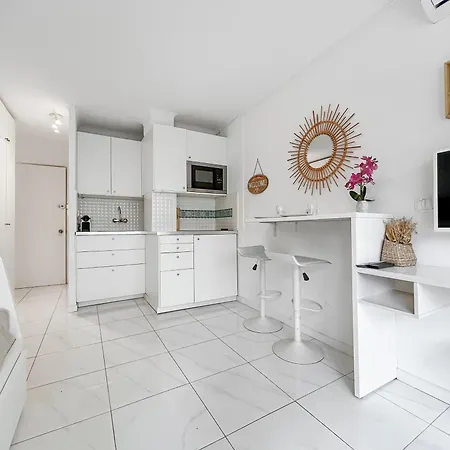 Lumineux, Wifi A Deux Pas De La Croisette Apartment