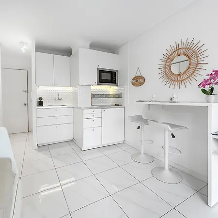 Lumineux, Wifi A Deux Pas De La Croisette Apartment