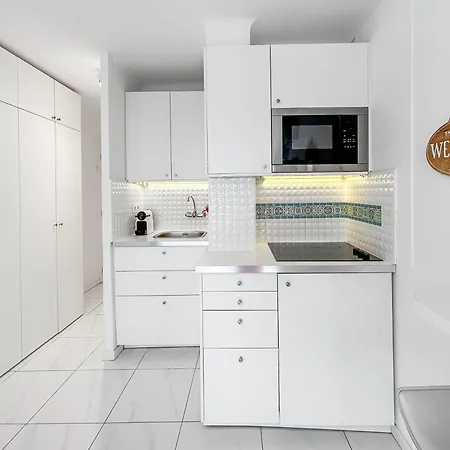 Lumineux, Wifi A Deux Pas De La Croisette *