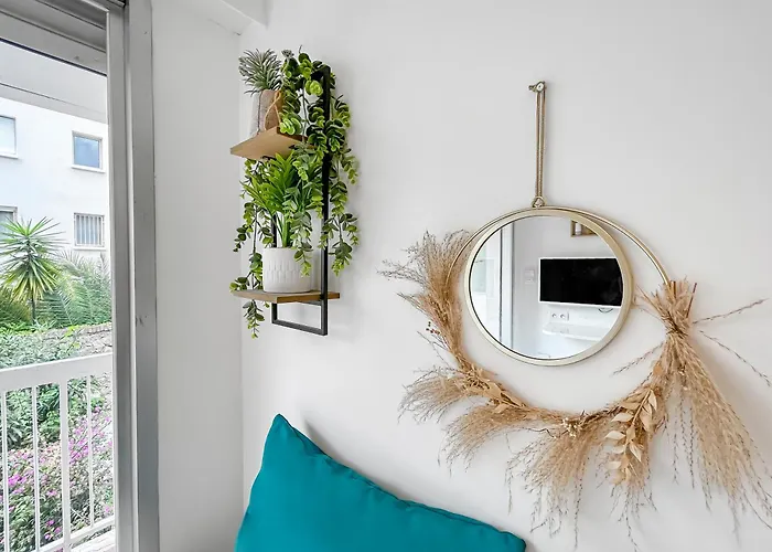 Lumineux, Wifi A Deux Pas De La Croisette * 칸느